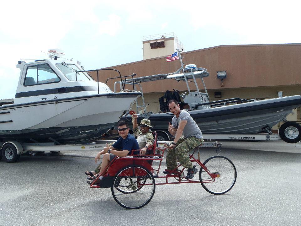 &#91;selingan&#93; Navy Seal borong becak &amp; onderdilnya 