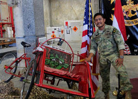 &#91;selingan&#93; Navy Seal borong becak &amp; onderdilnya 