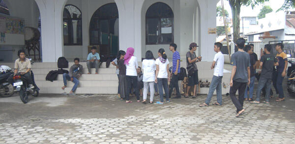 &#91;FR SAUR&#93; Baksos &quot;Art For Society&quot; Bersama SASMI