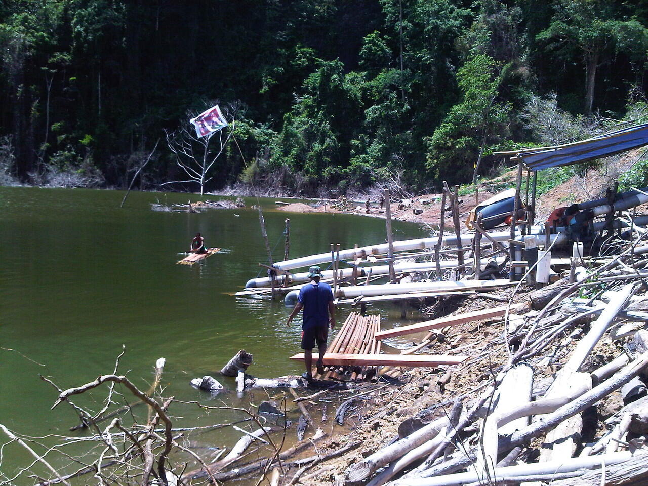 KEINDAHAN DAM WAY ELA SEBELUM JEBOL 