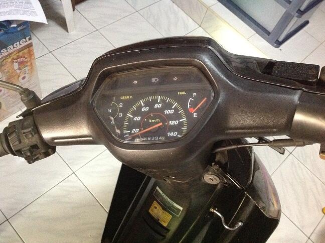Dijual Honda Supra X 2001/2002 Hitam