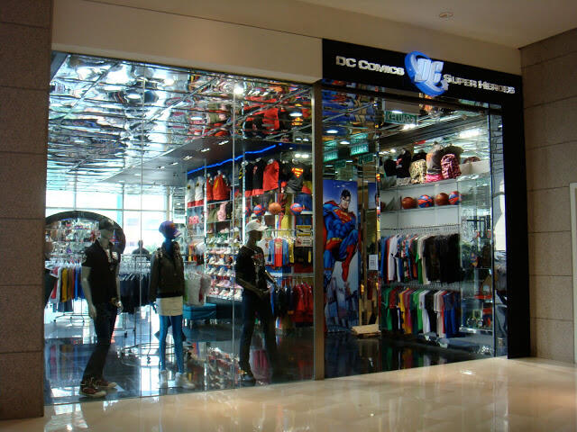 DC comics store terbesar di asia 