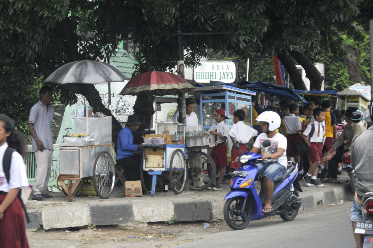 Asal Mula Nama &quot;Pedagang Kaki Lima&quot;