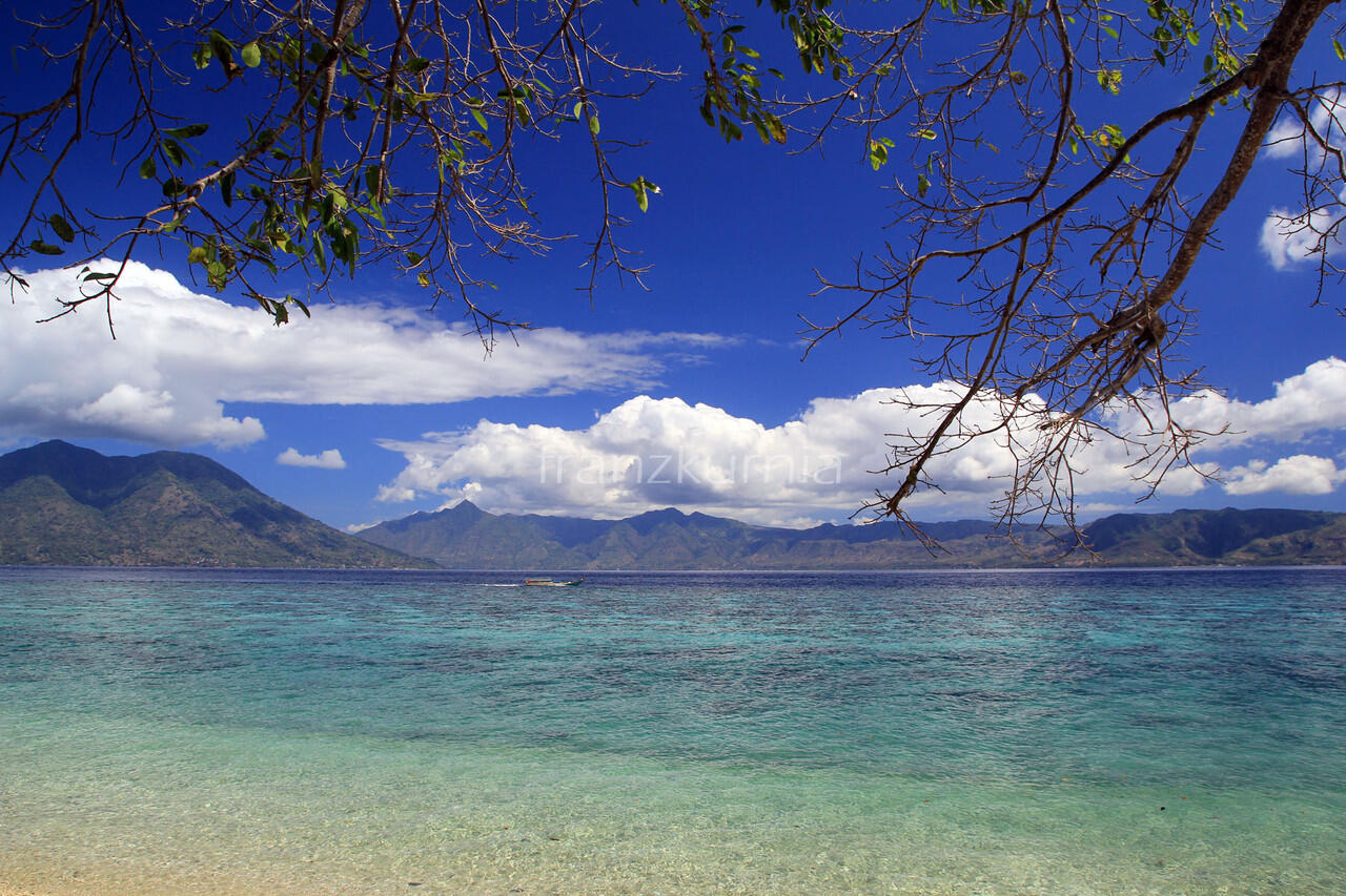 Pesona Bahari Kabupaten Alor