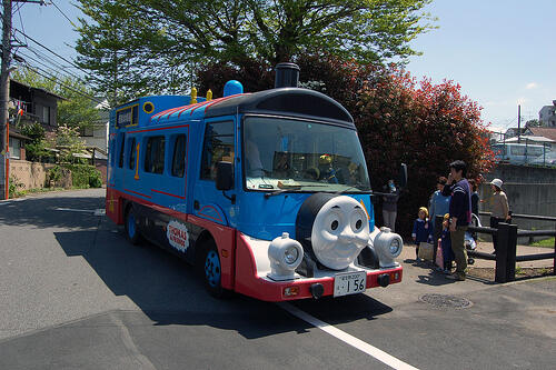 &#91;PICS&#93; 10 Bus Sekolah di jepang dengan karakter imut dan lucu 