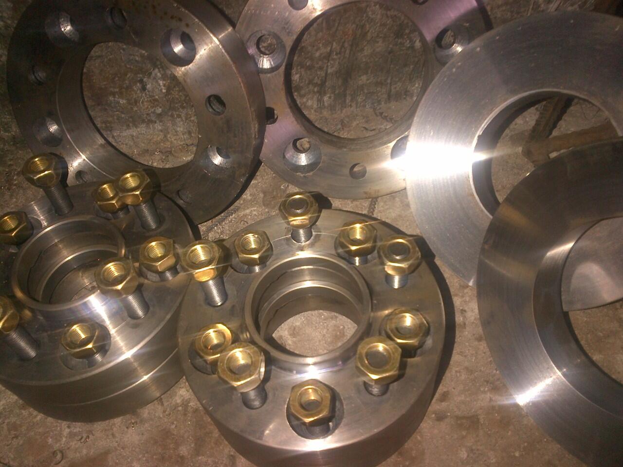 Jual Adaptor untuk velg ( Bengkel BUBUT )