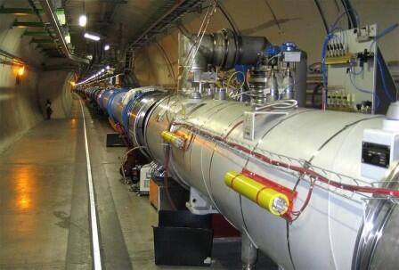 Sedikit Tentang Hadron Collider (Yang Suka Sains Masuk Gan)