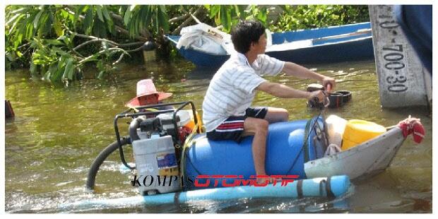 TIPS BERKENDARAAN SECARA GAMPANG PADA SAAT BANJIR MELANDA * NOREPOST * *NGAKAK*