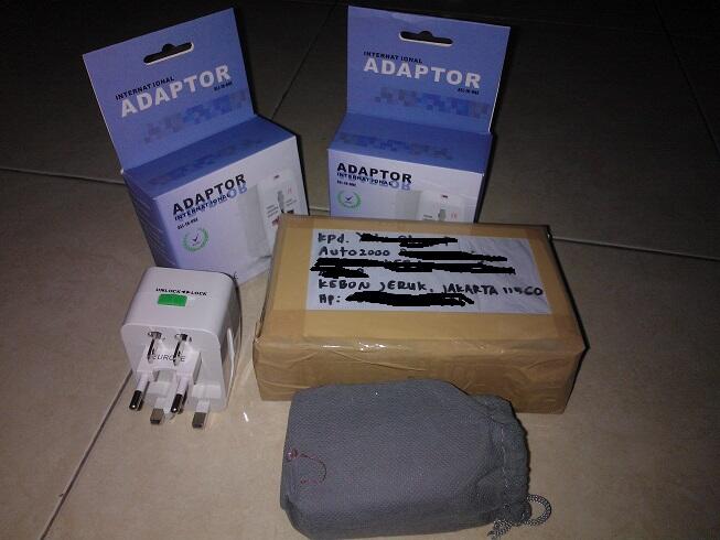 Travel Adapter / Adaptor Universal Barang Wajib PUnya Pas Keluar Negeri