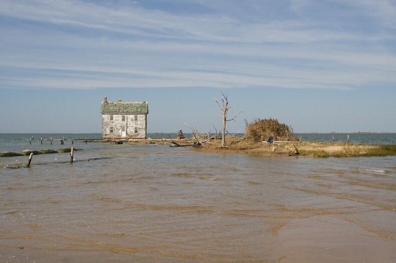 Pulau Holland, pulau yang tenggelam