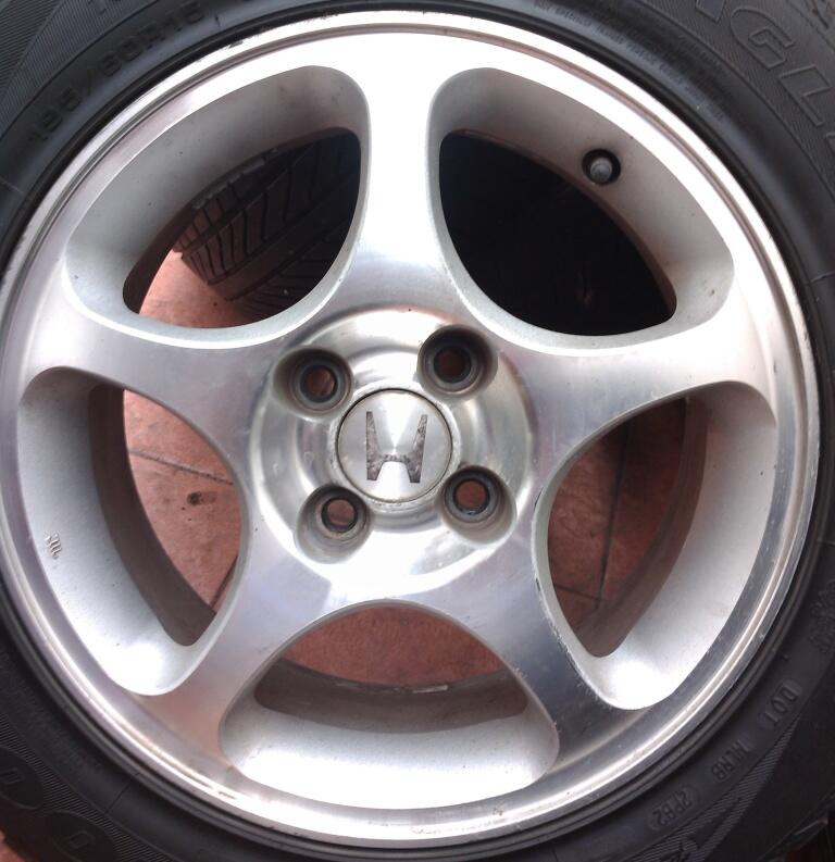4pc velg dan ban Honda Civic VTi 15"