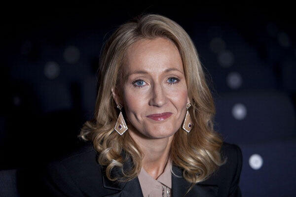 Fakta-fakta Keren Tentang JK Rowling