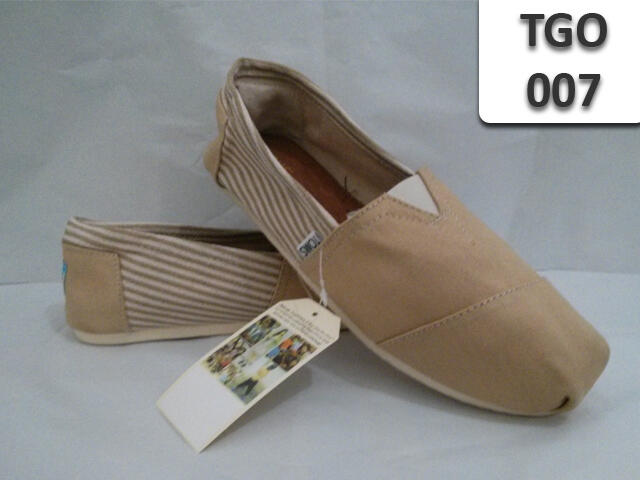 TOM SHOES KW ORI DUS ORI DROPSHIPP RESELLER MURAH KASKUS