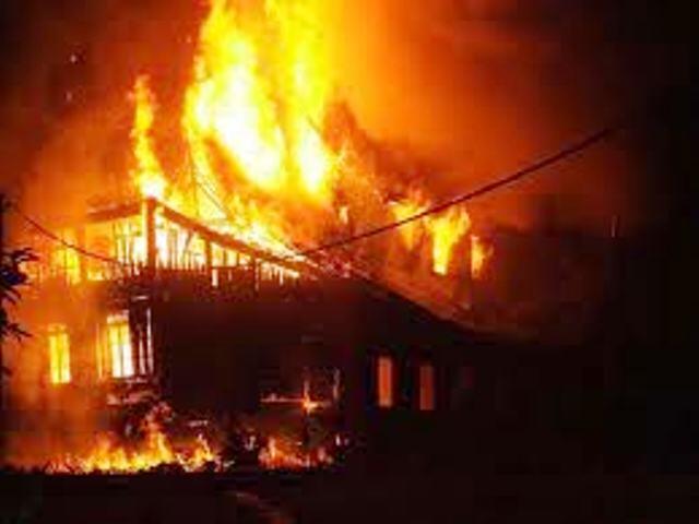  Arifin Nekat Tembus Kobaran Api untuk Selamatkan Dua Putranya