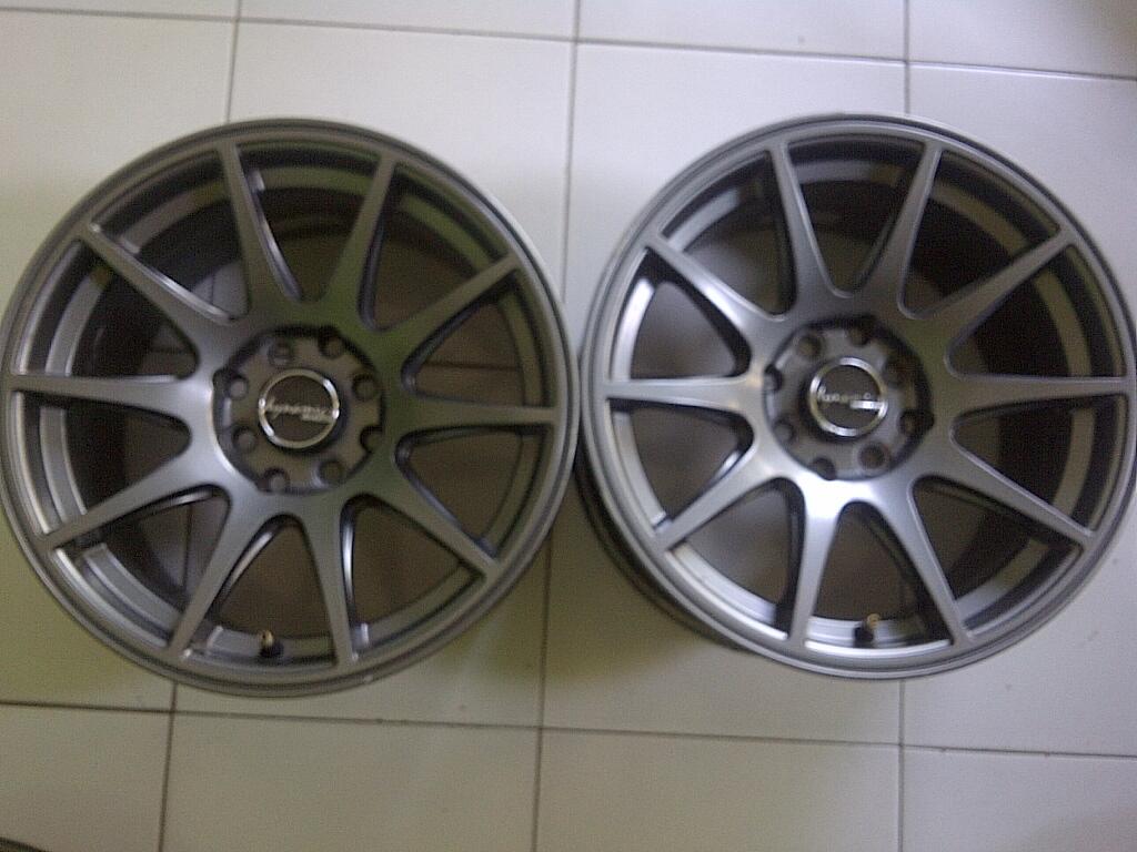 Terjual VELG MOBIL R15 REP XXR LEBAR 8 RATA DOUBLE PCD 