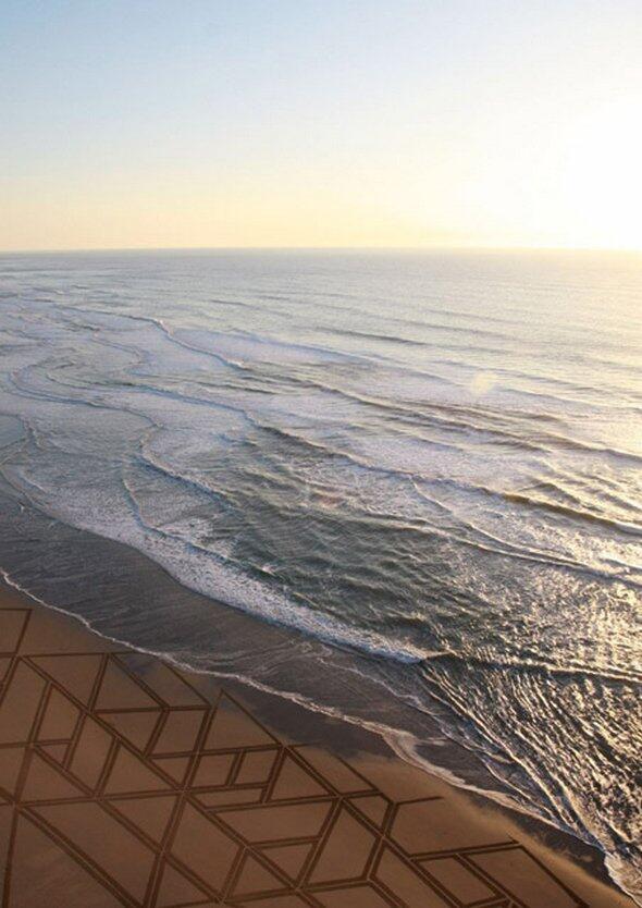 Foto Karya Lukis Dari Pasir Pantai Ini Sangat Memukau!