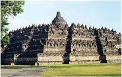 Hobby Backpackeran???ini dia 10 tempat wisata terbaik di Indonesia tahun 2013