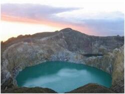 Hobby Backpackeran???ini dia 10 tempat wisata terbaik di Indonesia tahun 2013