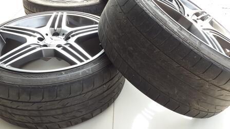 velg mercy R 18 AMG dan ban TOYO for mercedez benz masih bagus