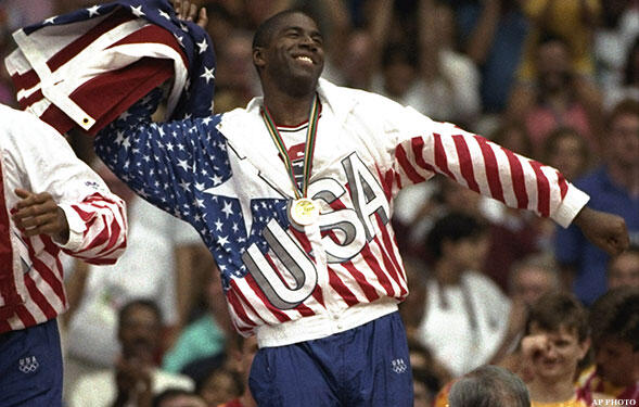7 Pemain Basket anggota 'Exclusive Triple Crown Club' Kobe, LeBron gak masuk gan.....