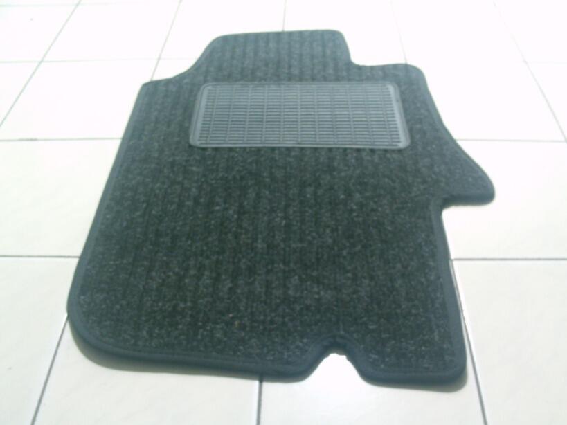 Karpet mobil Nissan Patrol