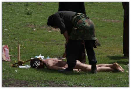 Tradisi pemakaman di atap dunia tibet