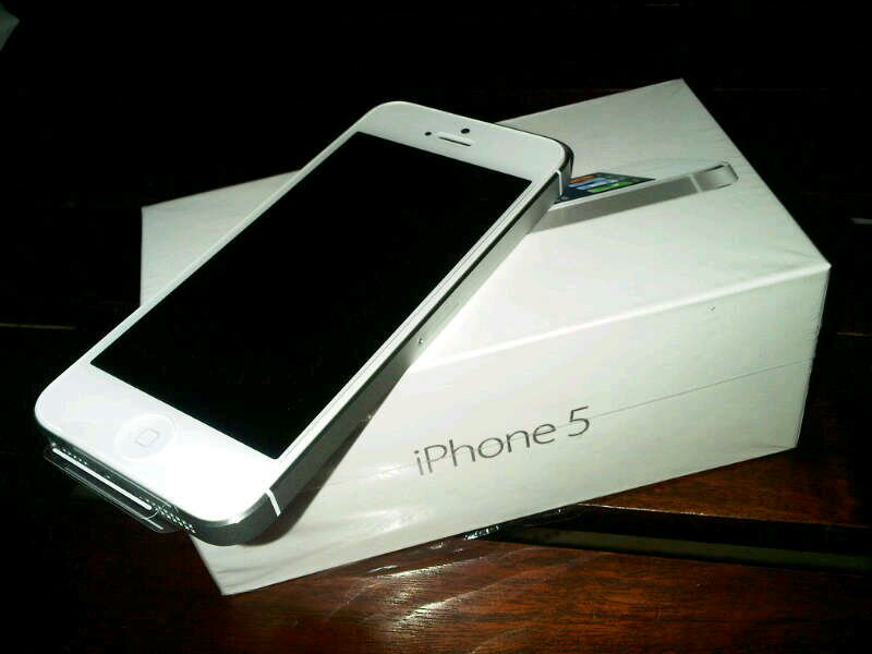 Jual APPLE iPhone 5 BM