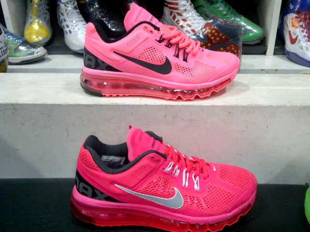 Nike AirMax 2013 Made Vietnam Women size Cw, Harga Lebaran