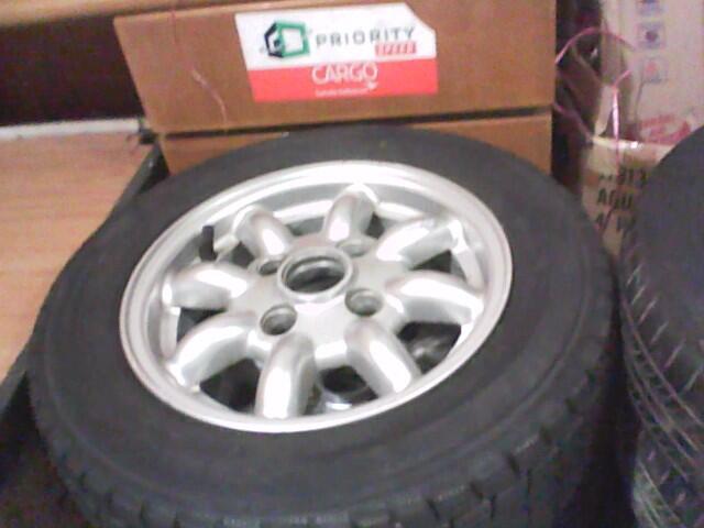 Velg Morris Mini Cooper R12 Mulus + Ban.
