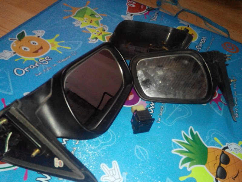 wts spion 2nd elektrik xenia lama, sepasang