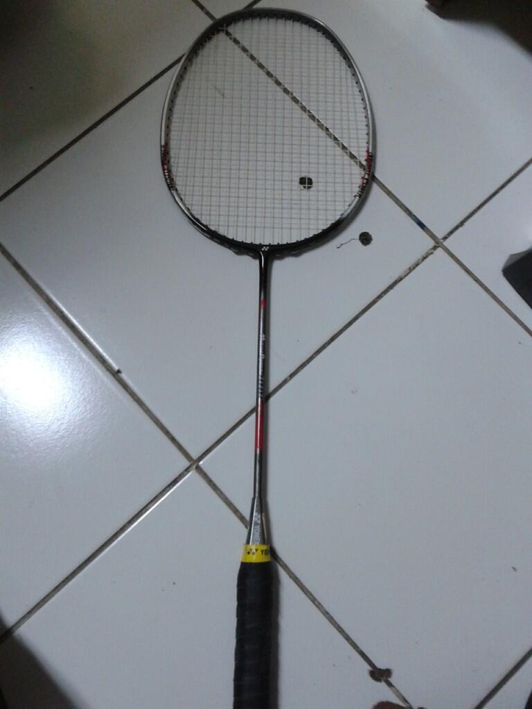 WTS Raket badminton Yonex Muscle Power 800