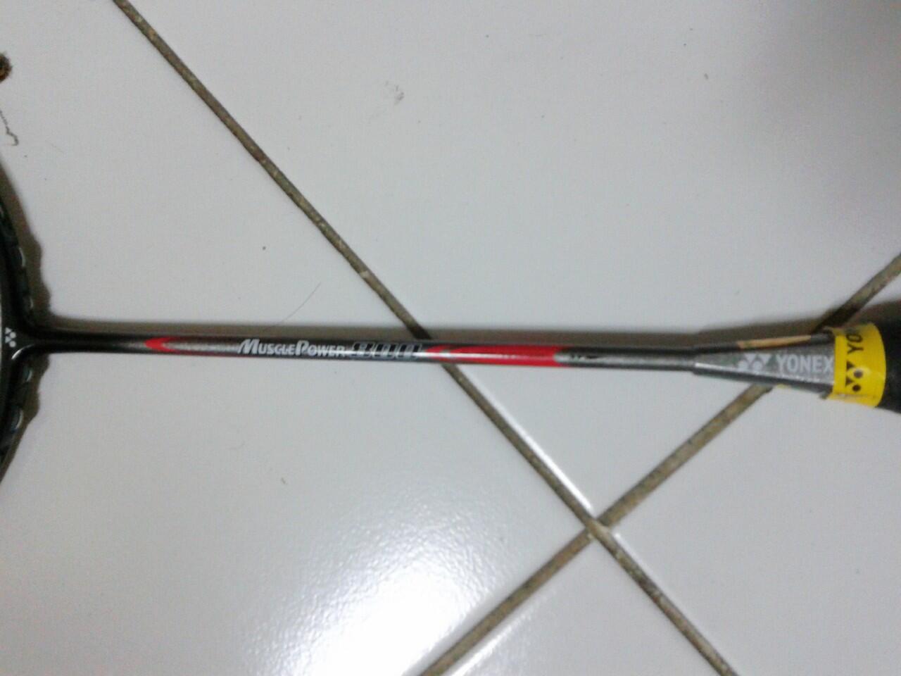 WTS Raket badminton Yonex Muscle Power 800