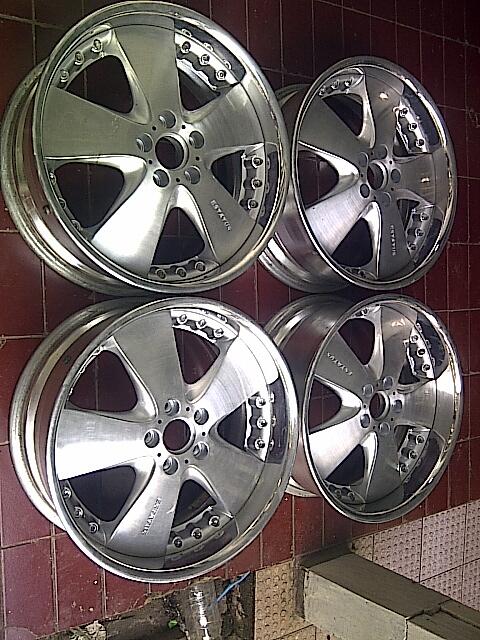 Berbagai macam Velg Mobil R16,R18,R19 Pcd MERCY (5X112/5X114)