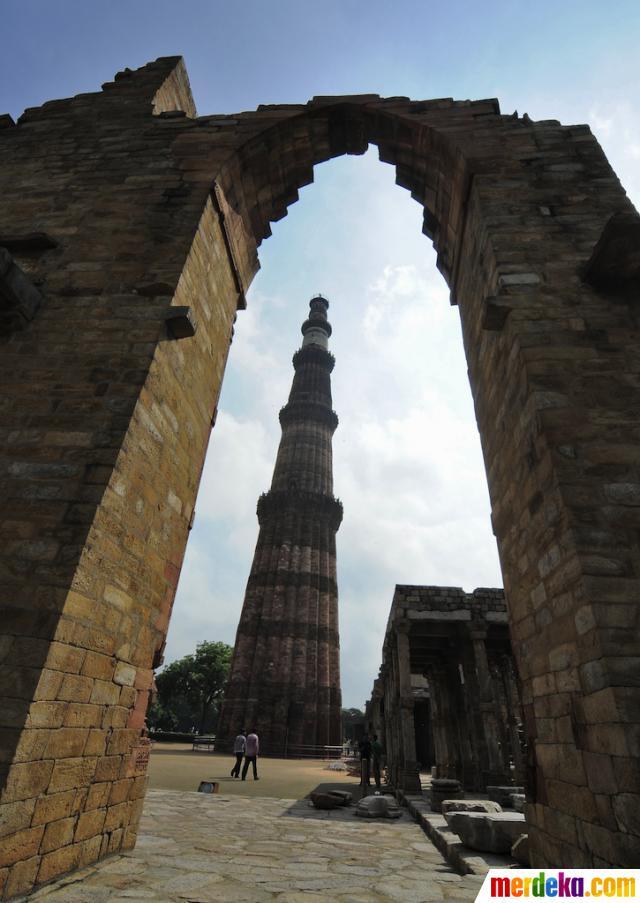 Qutub Minar, menara tertinggi di India berusia 1.000 tahun