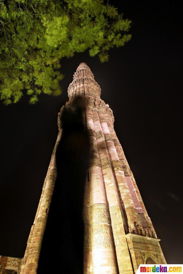Qutub Minar, menara tertinggi di India berusia 1.000 tahun