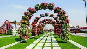 &#91;PIC&#93; Dubai Miracle Garden Taman Bunga Terbesar Di Dunia Yang Indah