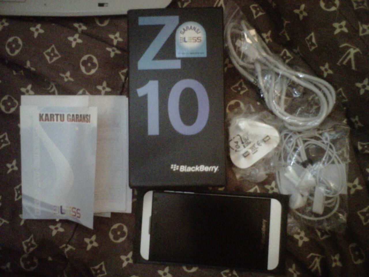 Nokia C5-03 Green Mulus Fullset Ex Garansi Resmi + Bonus (Di Lihat Dulu Gan)