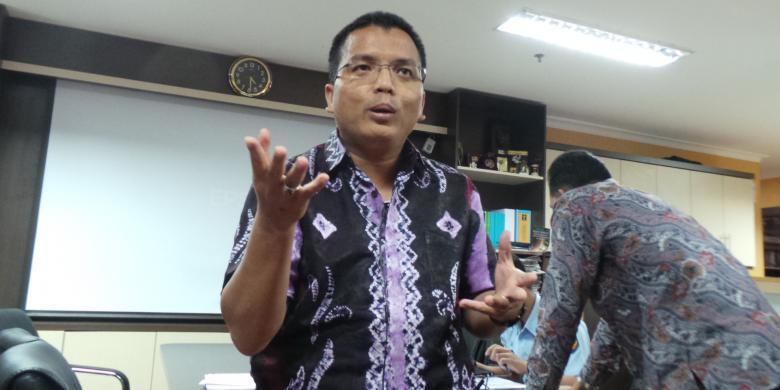 Di Tengah Diskusi, Denny Indrayana Terima Kabar Ayahnya Meninggal