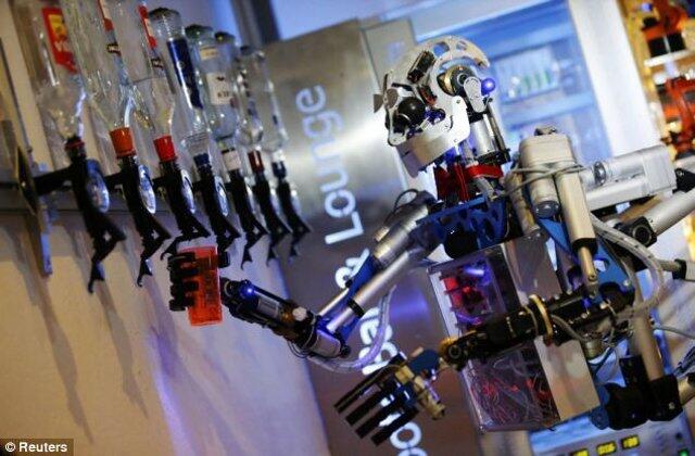 Carl si robot bartender !!!!!!!