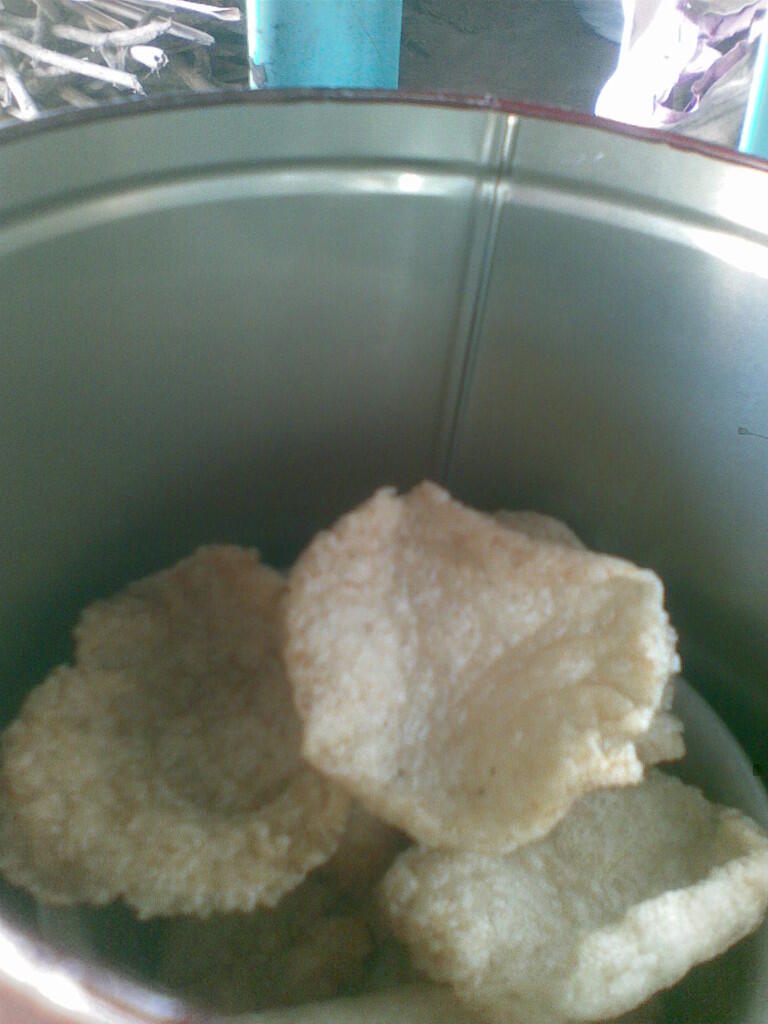 HATI-HATI ...! BISCUIT PALSU BEREDAR...