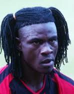 Pesepakbola dengan gaya rambut teraneh ...!