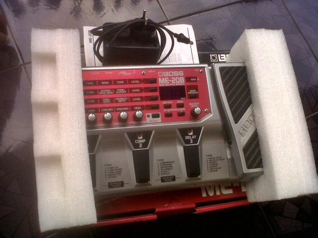 boss ME 20B multi bass effect