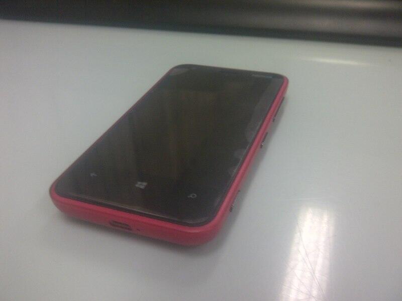 WTS Nokia Lumia 620 WP 8 Warna Pink Fullset..Solo