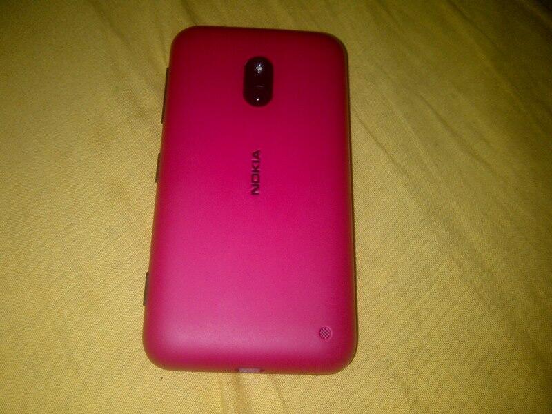 WTS Nokia Lumia 620 WP 8 Warna Pink Fullset..Solo