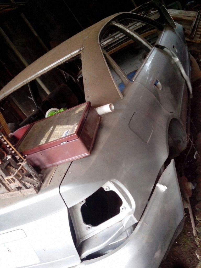 BODI + CHASIS AUDI A4 2000 SILVER 7jt SAJA, ANGKUT HARI INI