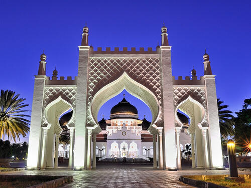 Masjid Raya Baiturrahman,Keindahan Masjid di Nusantara berawal dari sini