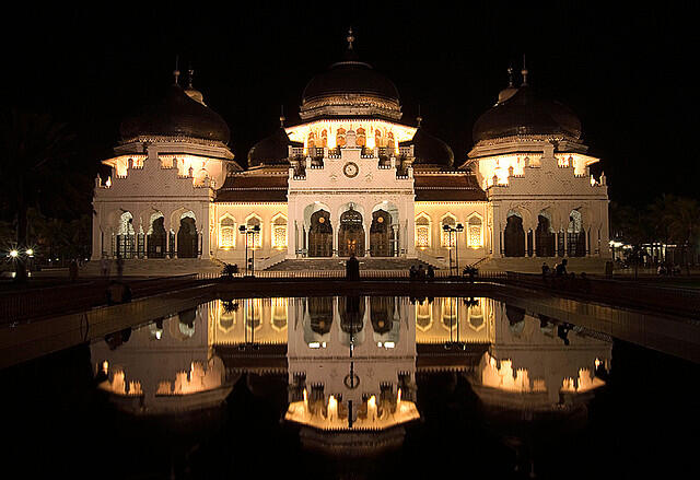 Masjid Raya Baiturrahman,Keindahan Masjid di Nusantara berawal dari sini