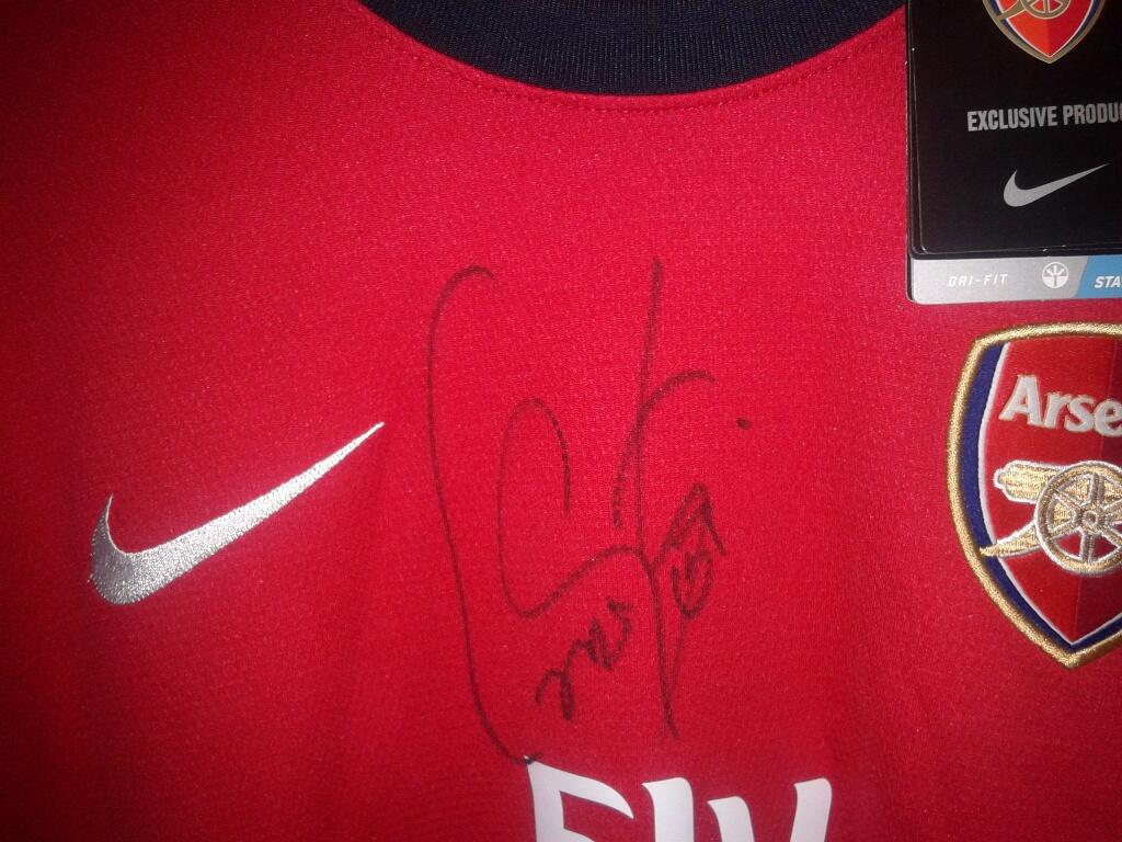 Original Jersey Arsenal Home 2012-2014 with Santi Cazorla Sign
