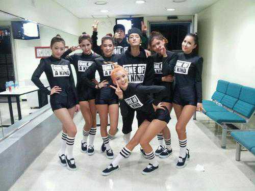 CrazyGirls YG Dancers Vs Cherrybelle