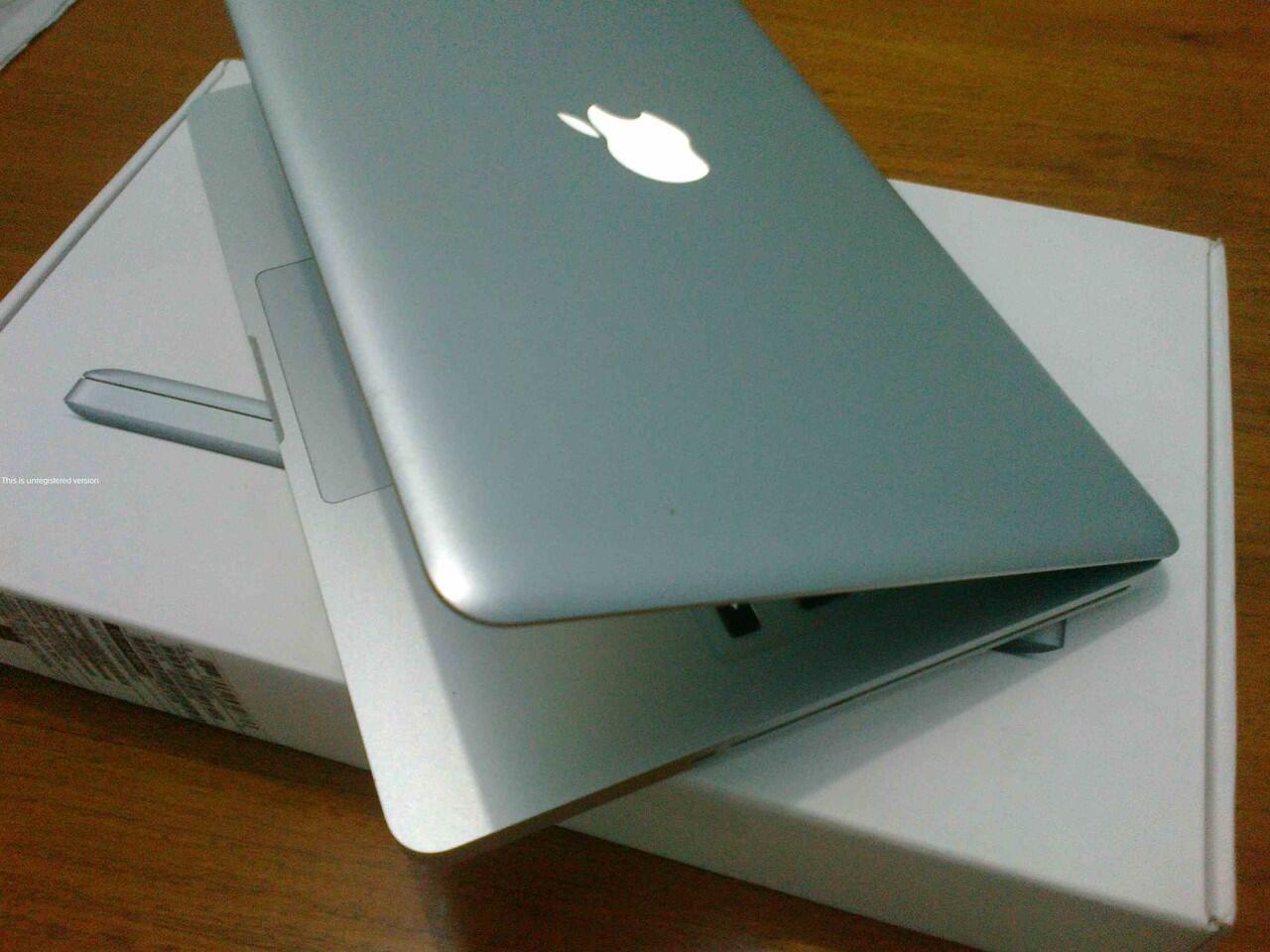 Macbook Pro 8.1 Core i5/4G/500G/13.3 inc Fullset